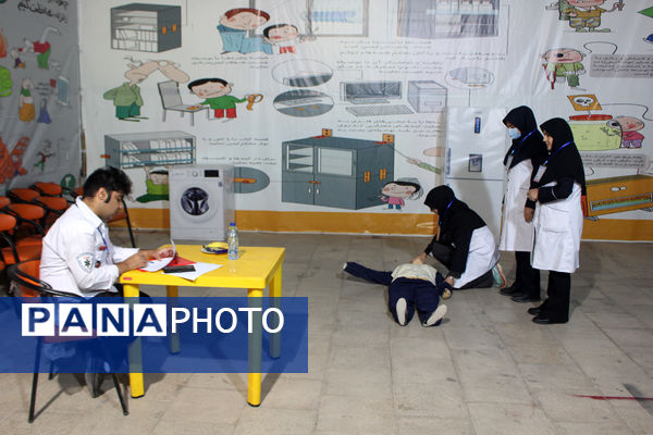 رقابت‌های مراقبین سلامت قم در بخش امداد و نجات