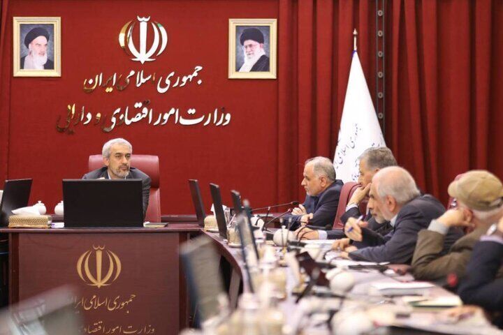 سرمایه بانک‌ها از طریق هیئت واگذاری افزایش می‌یابد