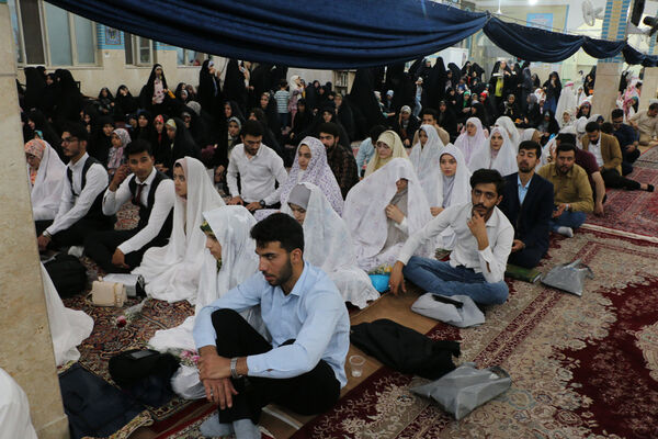 جشن ازدواج مسجدی 132 زوج جوان در قم - 2