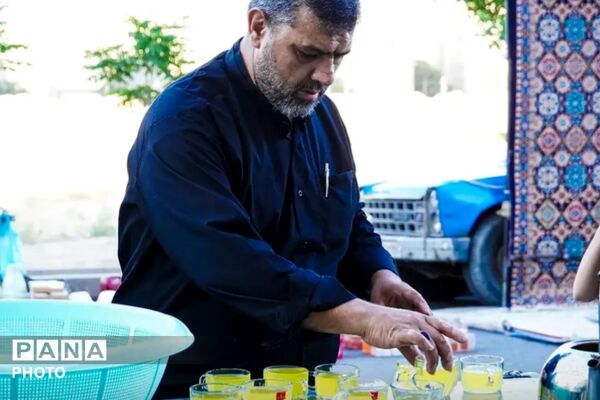 میزبانی هیت دلدادگان حضرت علی اکبر از عزاداران حسینی رهبر شهید