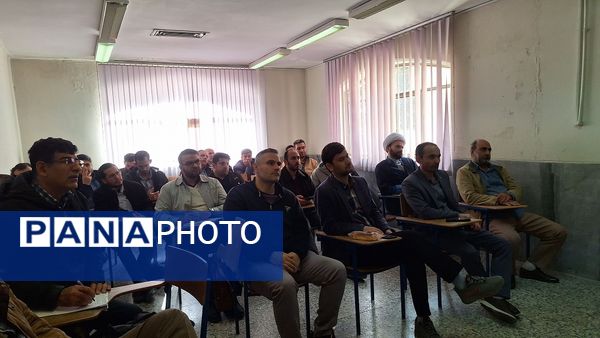 همایش اجرایی‌سازی سند منشور اقامه نماز در استان البرز