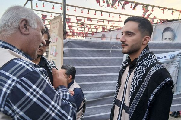 برپایی موکب «عشاق الحسین(ع)» سازمان دانش‌آموزی شهرستانهای تهران در مسیر زائران اربعین