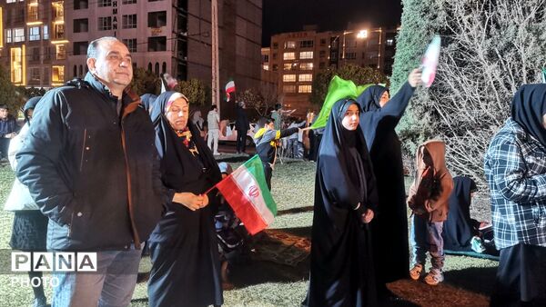 خیابان ها برای بیست و پنجمین بار حماسه آفریدند