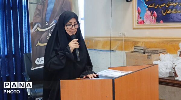 آئین باشکوه تجلیل از نخبگان و ستارگان قرآنی تراز دوم در اداره آموزش و پرورش نظرآباد 