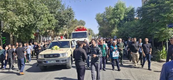 تشییع باشکوه پیکر شهدای مبارزه با اسرائیل در کاشان