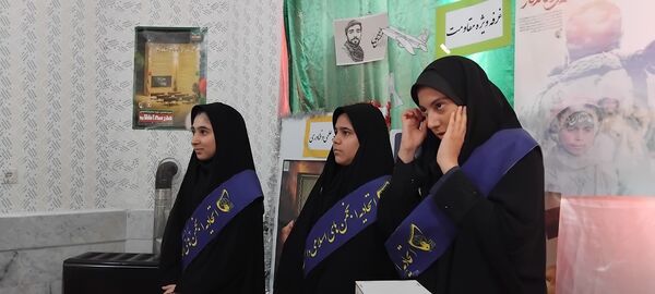 افتتاح مدرسه انقلاب در دبیرستان پردیسان آشخانه
