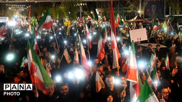 مقاومت این ملت رمز پیروزی است
