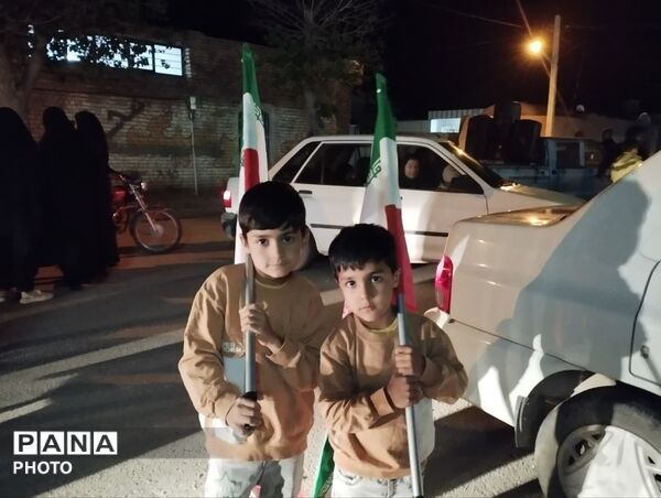 مراسم اربعین امام شهید آیت الله خامنه ای و دانش آموزان میناب در روستای مهدی آباد خلیل آباد 