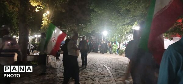 ۶۰ شب حضور مستمر؛ مردمی که قلبشان به عشق وطن می‌تپد