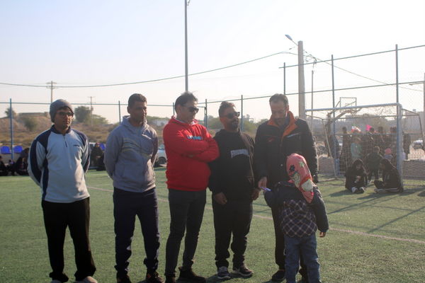 پیاده‌روی خانوادگی در روستای هلیله شهرستان بوشهر 