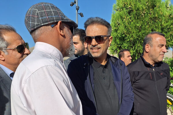 همایش پیاده‌روی خانوادگی در شیراز 