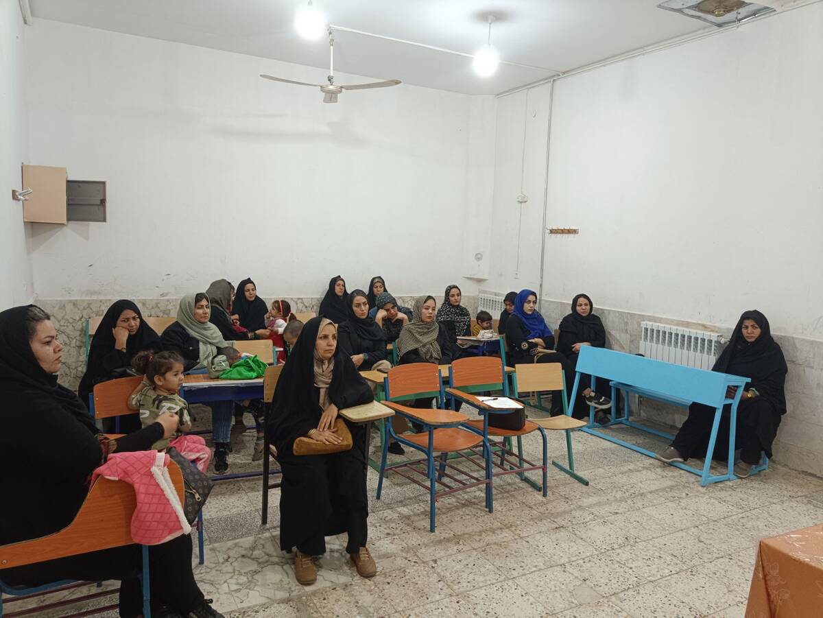 اولین جلسه هم اندیشی اولیا و مربیان در دبستان شهید پسندیده فدافن
