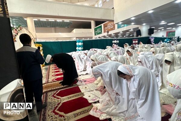 جشن بندگی وآغاز فصل تازه‌ای از مسئولیت وایمان 