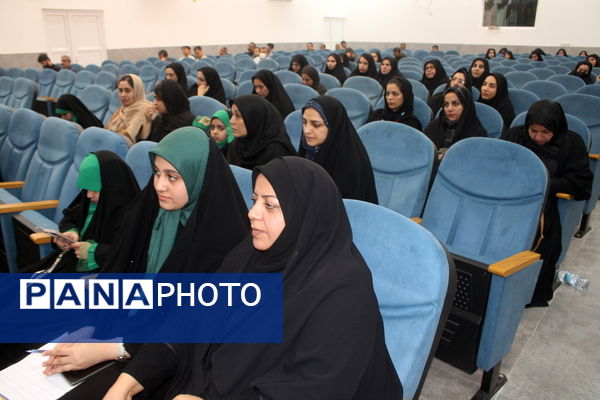 مراسم گرامیداشت «شهدای اقتدار» در آموزش و پرورش استان بوشهر