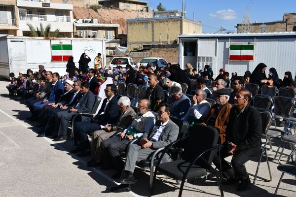  برگزاری مراسم جشن و افطاری با شکوه در دبستان عشایری حاجیه خانم رباب امامی