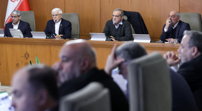 مصرف روزانه بنزین حدود 9 میلیون لیتر کاهش یافت/ قدردانی از عملکرد تیم‌های ملی والیبال دانش‌آموزی در رقابت‌های جهانی