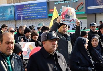 حضور گسترده مردم میاندوآب در راهپیمایی 22 بهمن