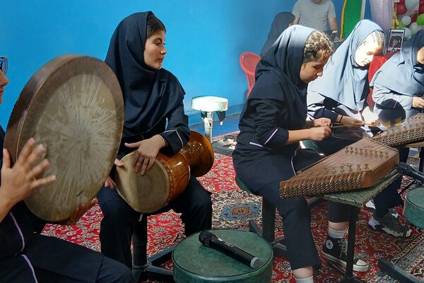 دبیرستان طالقانی رودهن، میزبان المپیاد ورزشی درون مدرسه‌ای پرشور