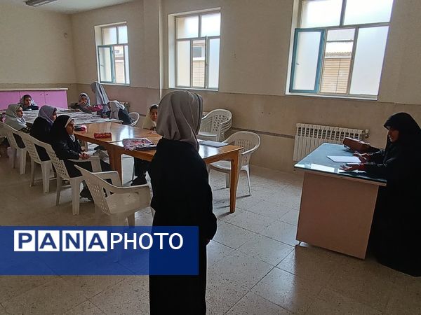  برگزاری مسابقه‌ قرآن، عترت و نماز دانش‌آموزان مقطع ابتدایی شهرستان فلاورجان