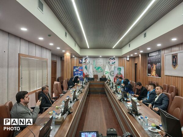 نشست اختتامیه مجلس شورای دانش آموزی در گیلان