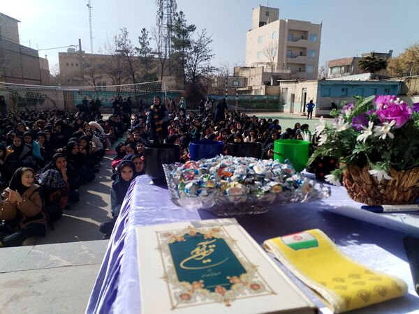 جشن ایام شعبانیه در دبیرستان هاشمی نژاد 