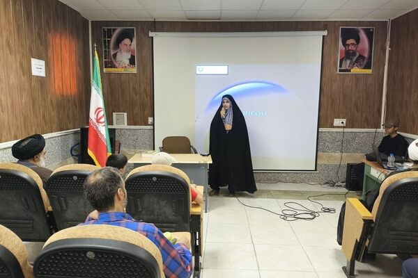 تجلیل از مربیان قرآنی در اختتامیه برنامه اوقات فراغت تابستانی سندرک