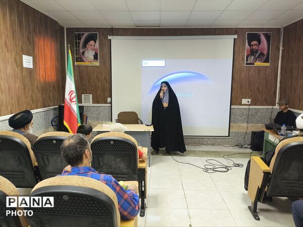 تجلیل از مربیان قرآنی در اختتامیه برنامه اوقات فراغت تابستانی سندرک