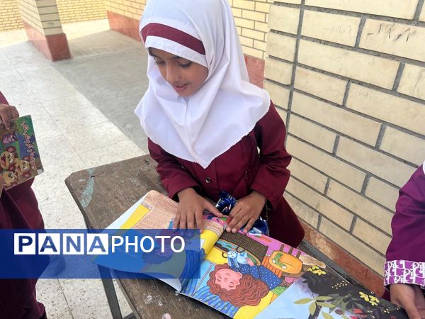 نمایش‌های خلاقانه دانش‌آموزان سیریک به‌مناسبت هفته کتاب