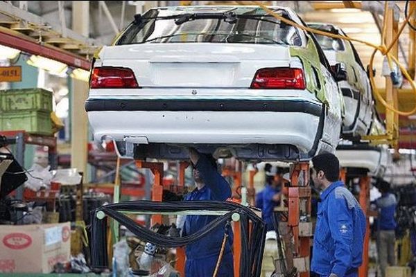 انتقاد دو نماینده از کیفیت خودورهای تولیدی در کشور