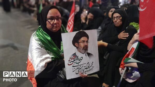 تشییع شهید رحمان جعفری در نیشابور