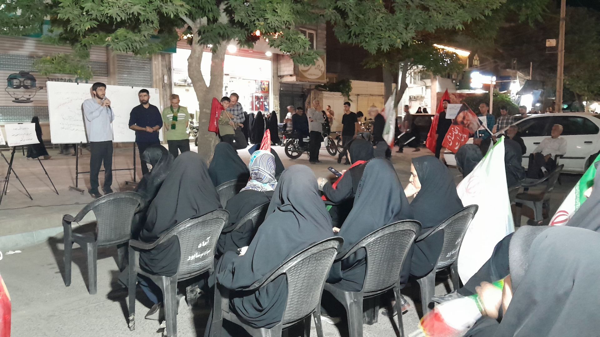 کافه گفتگوی بلوار فضل نیشابور  در اجتماعات مردمی 