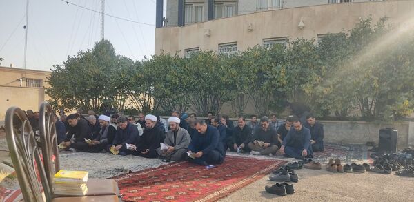 مراسم قرائت زیارت عاشورا در تیتکانلو