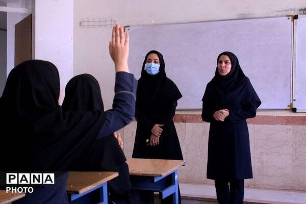 «یک روز با هنرستان مــــن» در هنرستان شهید سادلجی شهرستان کبودراهنگ 