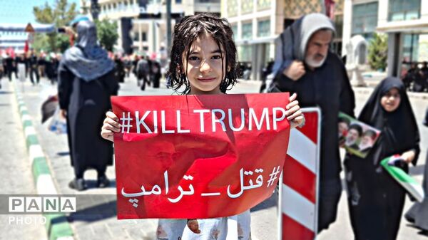 تشییع باشکوه پیکر مطهر رهبر شهید انقلاب اسلامی در مشهد
