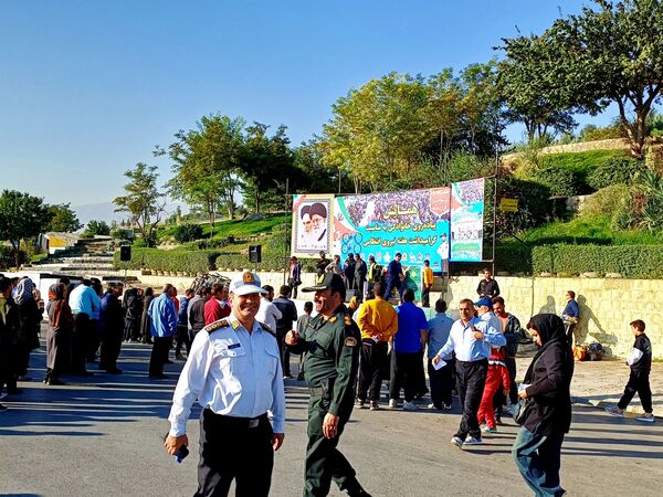 همایش پیاده‌روی خانوادگی به‌مناسبت گرامیداشت هفته نیروی انتظامی