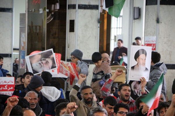 راهپیمایی یوم الله ۱۳ آبان در کرمانشاه