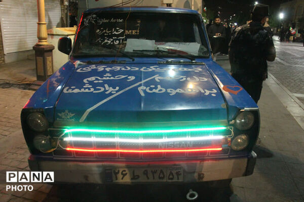 دسته کفن پوشان یزدی در سوگ رهبر انقلاب