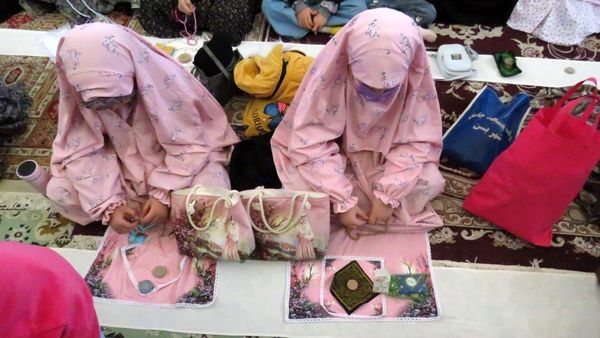 دهه نودی‌ها در نماز عبادی سیاسی جمعه