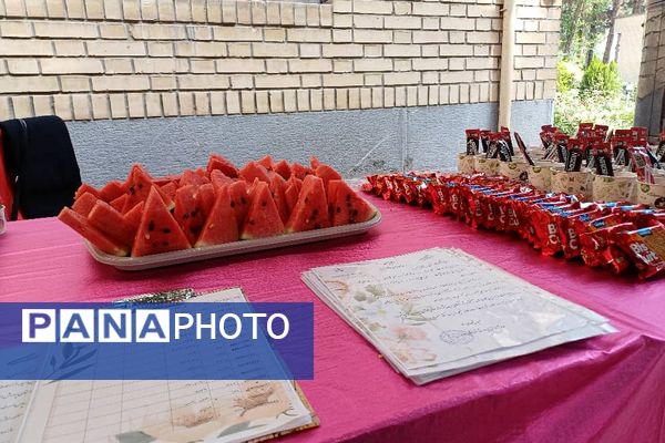 مراسم تجلیل از مشاوران مدارس ملارد در اردوگاه شهید محمد منتظری