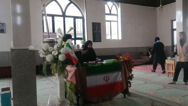 جشن روز دانش آموز دختران دبیرستان حضرت فاطمه و حضرت رقیه در مهدیه شهر بار نیشابور 