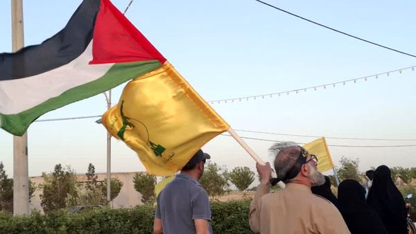 همایش پیاده‌روی استغاثه به حضرت صاحب الزمان در مسیر مسجد جمکران