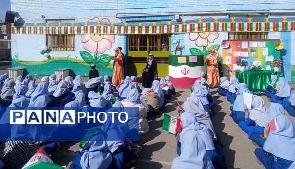 جشن نیمه شعبان در مدرسه دخترانه بنت الهدی صدر۲ 