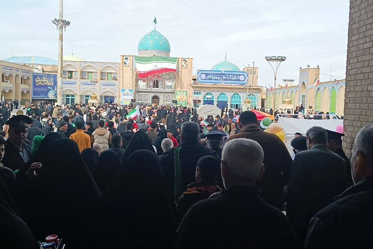 شور انقلابی در پیشوا، همه یکصدا برای ایران در 22 بهمن