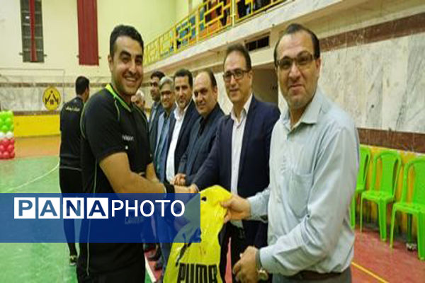 قهرمان مسابقات فوتسال فرهنگیان شهرستان دشتستان