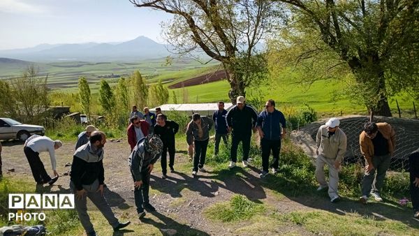 همایش پیاده‌روی ادارات در شهرستان دهگلان
