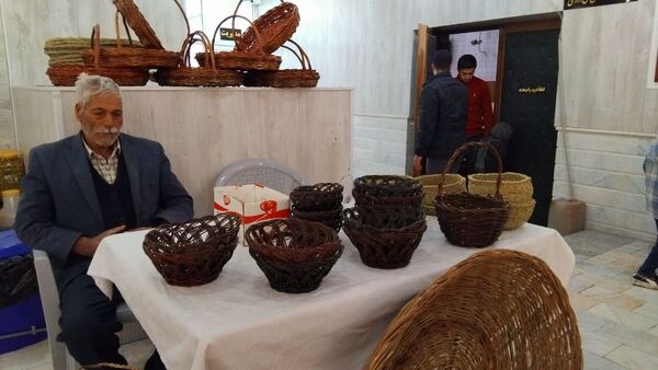 نمایشگاه صنایع‌دستی و سوغات شب یلدا در شهرستان محلات 