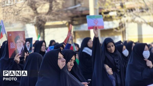 برگزاری مراسم بیعت با سید مجتبی خامنه‌ای در شهرستان فارسان 