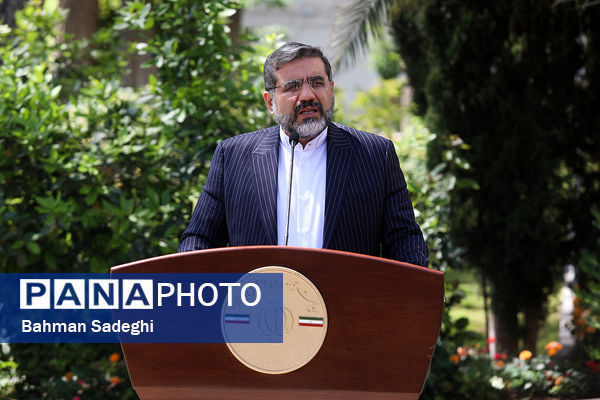 در حاشیه جلسه هیات دولت