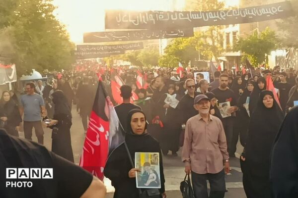 مراسم وداع و بدرقه آقای شهید ایران در مصلی امام خمینی (ره)