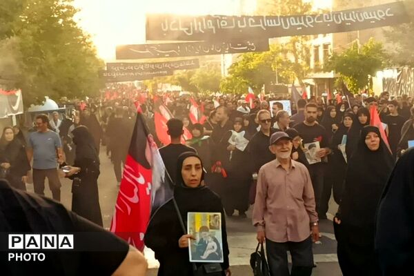 مراسم وداع و بدرقه آقای شهید ایران در مصلی امام خمینی (ره)